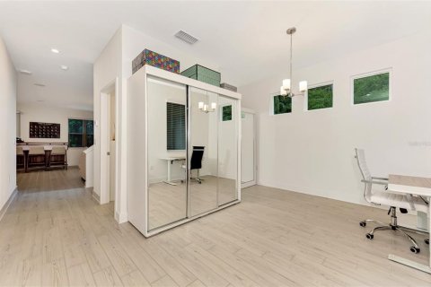 Снять в аренду виллу или дом в Сарасота, Флорида 3 комнаты, 222.59м2, № 1656828 - фото 5