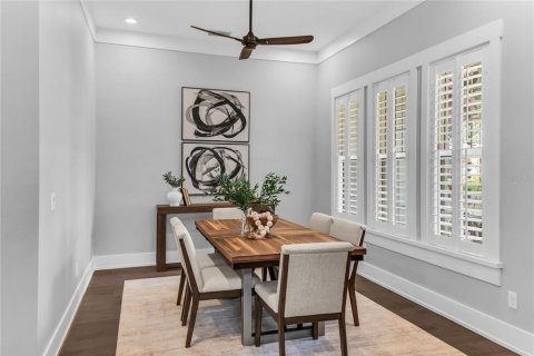 Villa ou maison à vendre à Orlando, Floride: 4 chambres, 287.81 m2 № 2427672 - photo 8