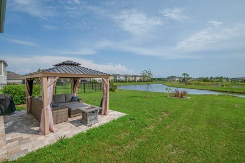 House in Fish Hawk, Florida 5 bedrooms, 235.69 sq.m. № 1750015 - photo 29