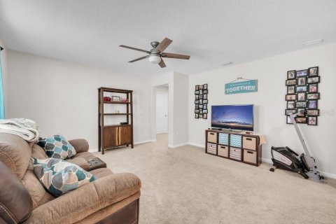 House in Fish Hawk, Florida 5 bedrooms, 235.69 sq.m. № 1750015 - photo 17