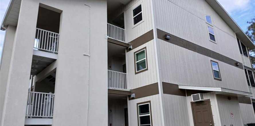 Condo in Gainesville, Florida, 2 bedrooms  № 1791355