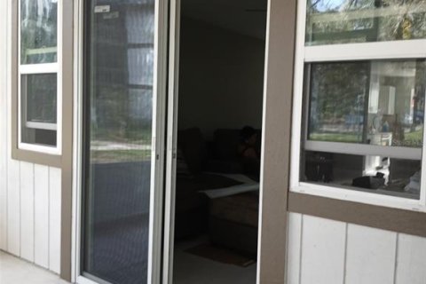Condo in Gainesville, Florida, 2 bedrooms  № 1791355 - photo 15