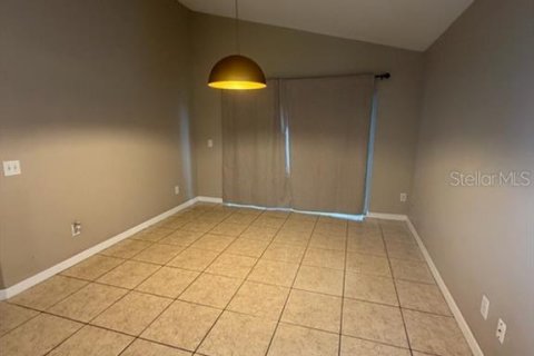 Villa ou maison à louer à Davenport, Floride: 3 chambres, 140.38 m2 № 2405149 - photo 7