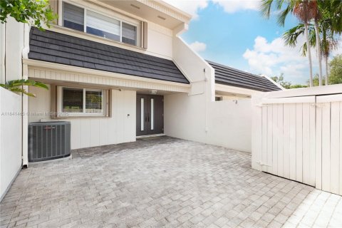 Townhouse in Miami, Florida 2 bedrooms, 119.1 sq.m. № 1839446 - photo 6