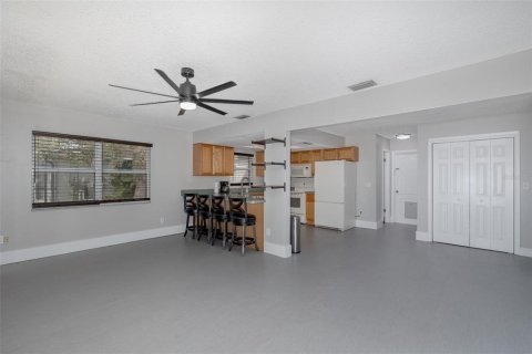 House in Spring Hill, Florida 3 bedrooms, 177.54 sq.m. № 1797464 - photo 9