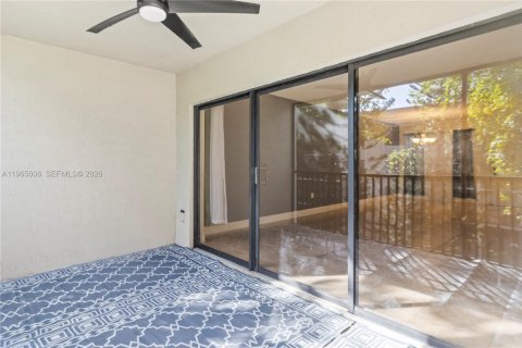 Condominio en alquiler en Miami, Florida, 2 dormitorios, 119.57 m2 № 2027214 - foto 22