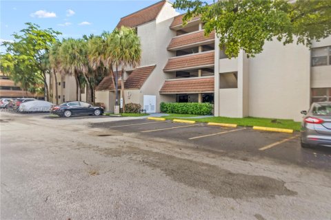 Condominio en Miami, Florida, 2 dormitorios  № 2027214