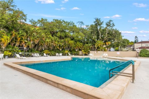 Condominio en alquiler en Miami, Florida, 2 dormitorios, 119.57 m2 № 2027214 - foto 28