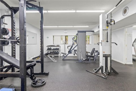 Condominio en alquiler en Miami, Florida, 2 dormitorios, 119.57 m2 № 2027214 - foto 30