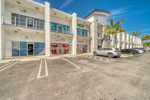 Immobilier commercial à vendre à Cutler Bay, Floride № 1958934 - photo 26