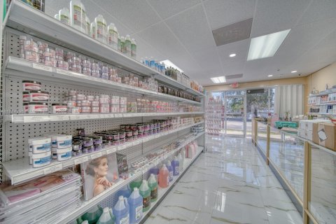 Immobilier commercial à vendre à Cutler Bay, Floride № 1958934 - photo 16