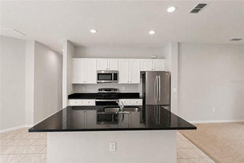 Casa en venta en Port Charlotte, Florida, 4 dormitorios, 152.08 m2 № 2230530 - foto 5