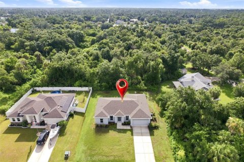 Casa en venta en Port Charlotte, Florida, 4 dormitorios, 152.08 m2 № 2230530 - foto 30