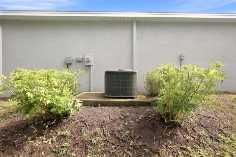 Casa en venta en Port Charlotte, Florida, 4 dormitorios, 152.08 m2 № 2230530 - foto 29