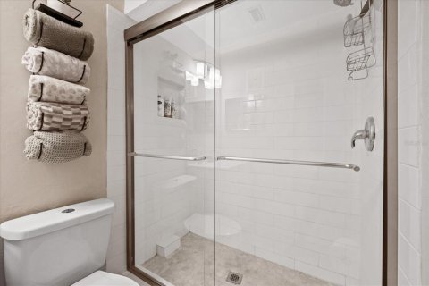 Condo in New Port Richey, Florida, 1 bedroom  № 2166968 - photo 20