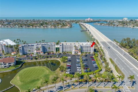 Condominio en venta en Saint Petersburg, Florida, 2 dormitorios, 106.84 m2 № 1719728 - foto 21