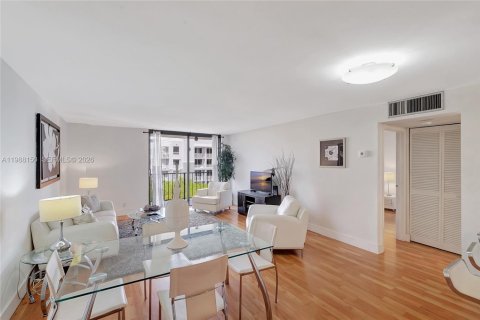 Condominio en alquiler en Miami Beach, Florida, 1 dormitorio, 101.54 m2 № 2051297 - foto 12