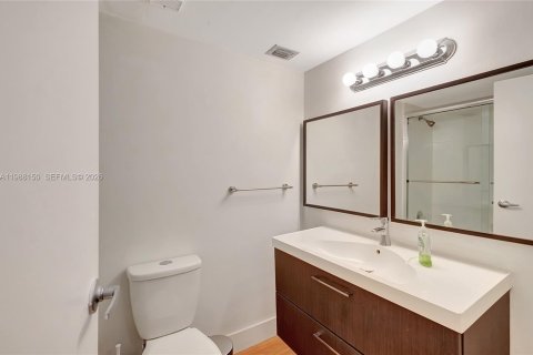 Condominio en alquiler en Miami Beach, Florida, 1 dormitorio, 101.54 m2 № 2051297 - foto 25