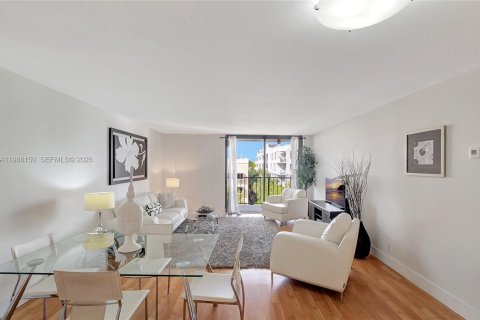 Condominio en alquiler en Miami Beach, Florida, 1 dormitorio, 101.54 m2 № 2051297 - foto 21