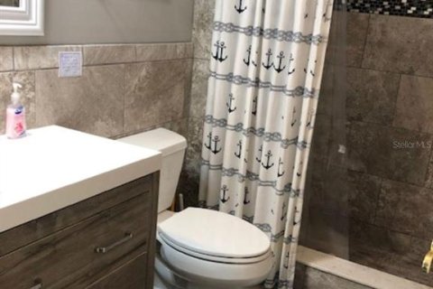 Снять в аренду кондоминиум в Нью-Смирна-Бич, Флорида 1 комната, 100.33м2, № 2108473 - фото 5