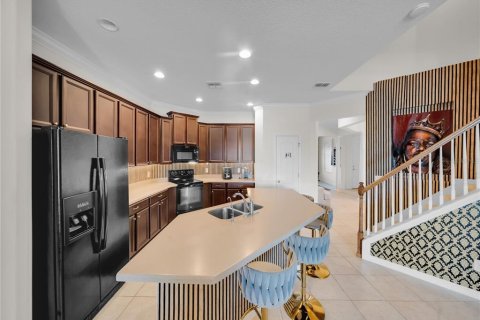 Villa ou maison à vendre à Kissimmee, Floride: 5 chambres, 259.94 m2 № 2238485 - photo 12