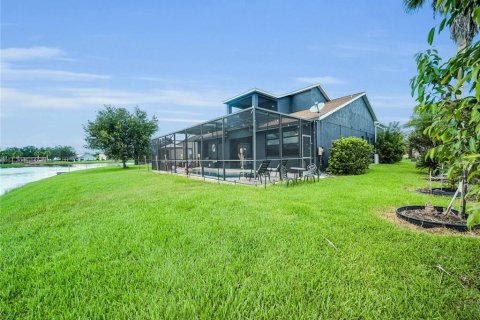 Villa ou maison à vendre à Kissimmee, Floride: 5 chambres, 259.94 m2 № 2238485 - photo 6