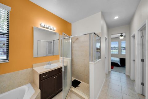 Villa ou maison à vendre à Kissimmee, Floride: 5 chambres, 259.94 m2 № 2238485 - photo 19