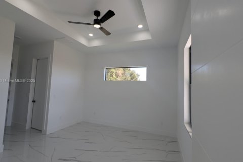 Casa en alquiler en Lehigh Acres, Florida, 4 dormitorios, 155.24 m2 № 1973202 - foto 19