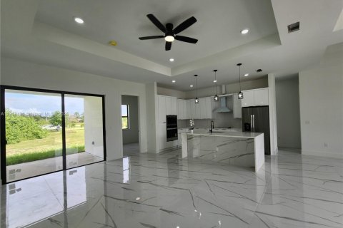 Casa en alquiler en Lehigh Acres, Florida, 4 dormitorios, 155.24 m2 № 1973202 - foto 11