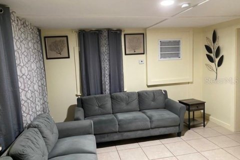 House in Punta Gorda, Florida 2 bedrooms, 77.48 sq.m. № 2213265 - photo 5