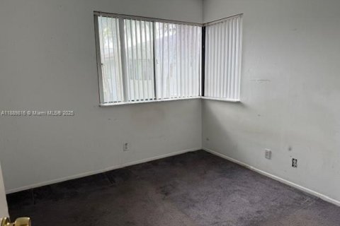 Condominio en venta en Coral Springs, Florida, 3 dormitorios, 106.84 m2 № 1944880 - foto 11