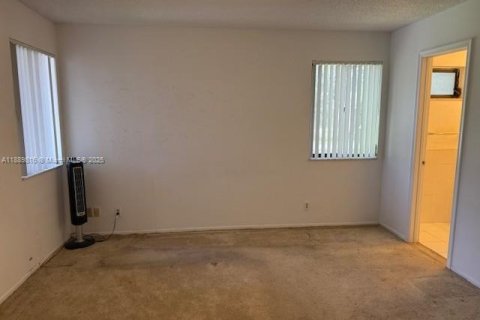Condominio en venta en Coral Springs, Florida, 3 dormitorios, 106.84 m2 № 1944880 - foto 12
