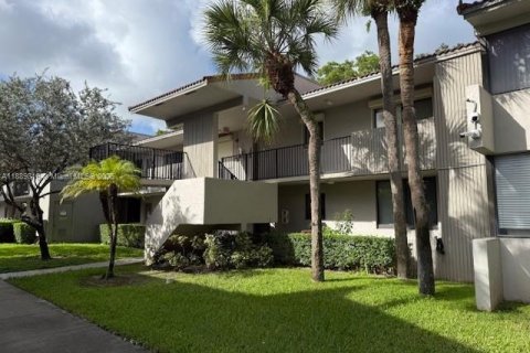 Condominio en venta en Coral Springs, Florida, 3 dormitorios, 106.84 m2 № 1944880 - foto 2