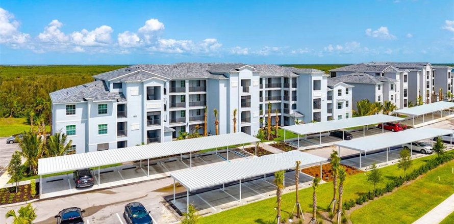 Condominio en Punta Gorda, Florida, 2 dormitorios № 1804654