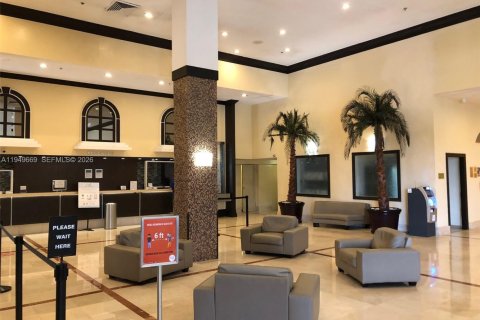 Condominio en alquiler en Sunny Isles Beach, Florida, 38.09 m2 № 2010352 - foto 23