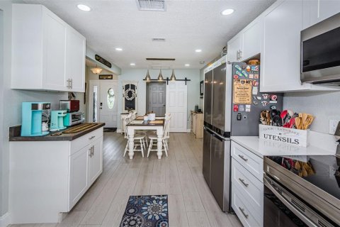 Купить виллу или дом в Спринг-Хилл, Флорида 7 комнат, 127.65м2, № 1786679 - фото 11