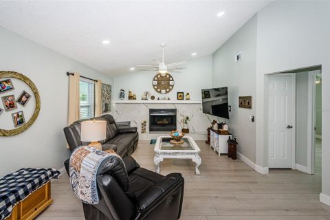 Купить виллу или дом в Спринг-Хилл, Флорида 7 комнат, 127.65м2, № 1786679 - фото 12