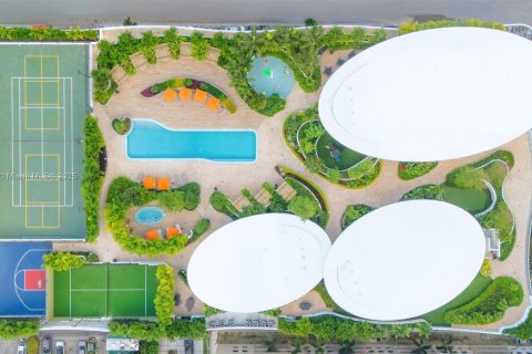 Condominio en alquiler en Miami, Florida, 1 dormitorio, 95.5 m2 № 1957127 - foto 29