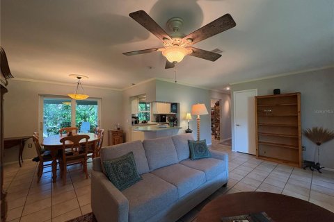 House in Sarasota, Florida 2 bedrooms, 116.13 sq.m. № 2421975 - photo 5