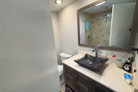 House in Sarasota, Florida 2 bedrooms, 116.13 sq.m. № 2421975 - photo 18