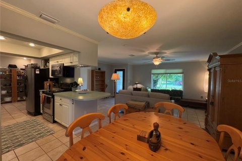 House in Sarasota, Florida 2 bedrooms, 116.13 sq.m. № 2421975 - photo 9