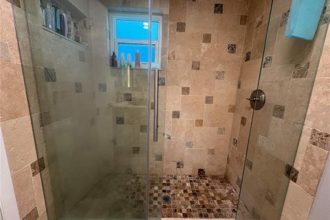 House in Sarasota, Florida 2 bedrooms, 116.13 sq.m. № 2421975 - photo 19