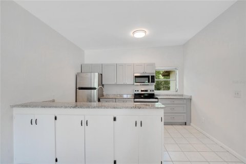 Villa ou maison à vendre à Sanford, Floride: 2 chambres, 77.11 m2 № 1806955 - photo 8