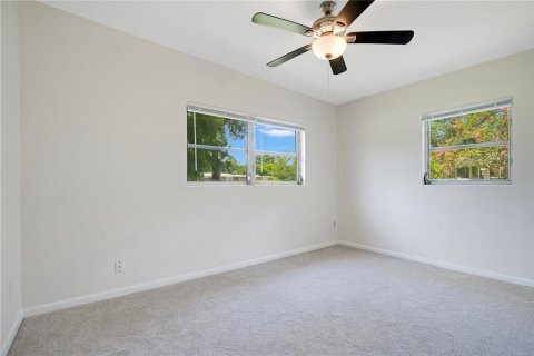 Villa ou maison à vendre à Sanford, Floride: 2 chambres, 77.11 m2 № 1806955 - photo 12