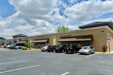 Propiedad comercial en venta en Orlando, Florida, 1872.91 m2 № 548586 - foto 11