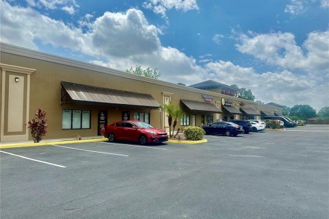 Propiedad comercial en venta en Orlando, Florida, 1872.91 m2 № 548586 - foto 2
