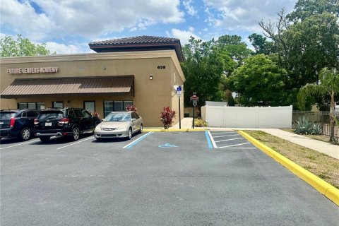 Propiedad comercial en venta en Orlando, Florida, 1872.91 m2 № 548586 - foto 10