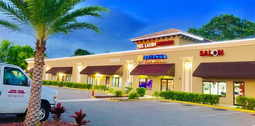 Propiedad comercial en Orlando, Florida 1872.91 m2 № 548586