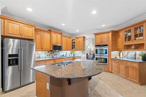 House in Coral Springs, Florida 4 bedrooms, 312.71 sq.m. № 1881598 - photo 22