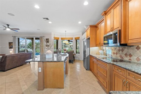 House in Coral Springs, Florida 4 bedrooms, 312.71 sq.m. № 1881598 - photo 24